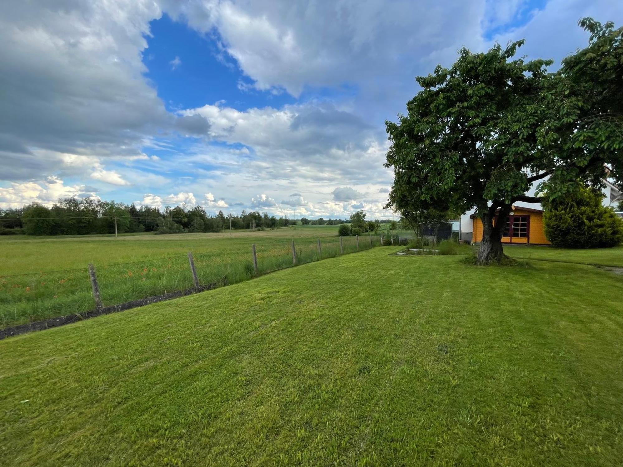 W&P Living Wohnung Mit Ausblick - Parkplatz Biberbach  Eksteriør bilde